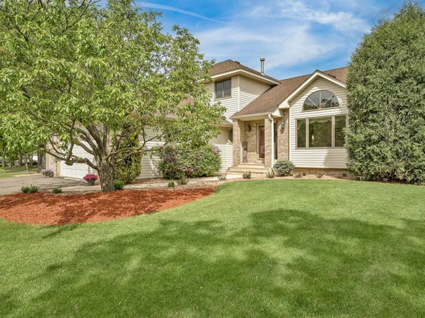 11877 Cottonwood St NW, Coon Rapids, MN 55448