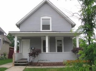 644 Raymond St, Elgin, IL 60120