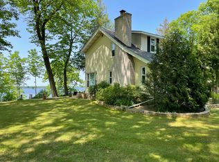 10952 Green Lake Trl, Chisago City, MN 55013