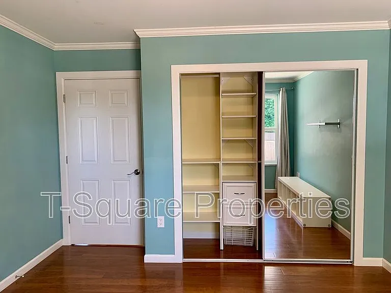 1916 60th St SE — Photo 16