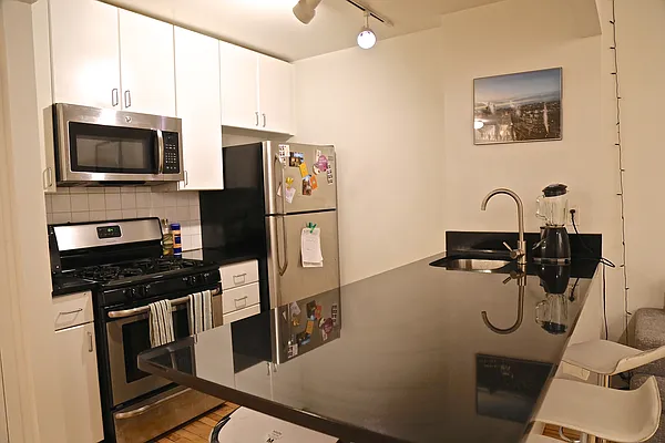 Rented by The Downtown LLC | media 99