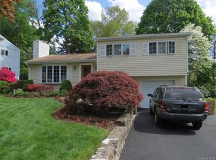 181 Sky Top Dr, Pleasantville, NY 10570