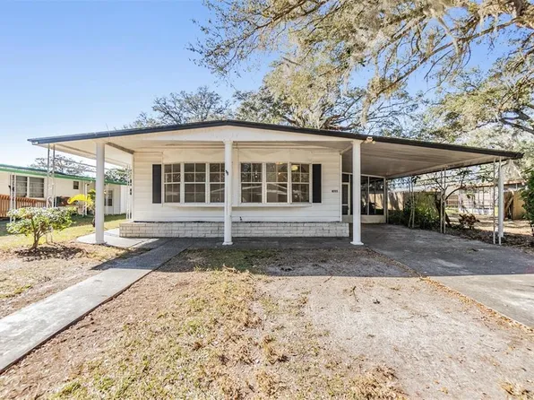 4711 Olive Dr, Zephyrhills, FL 33542