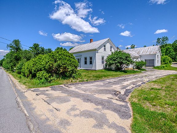 3rd image of 173 Greenwood Road