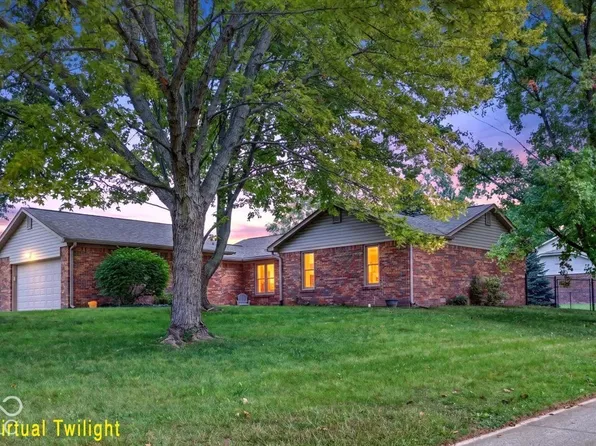 1101 Riverview Dr, Greenfield, IN 46140