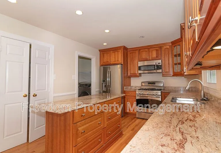 80 Brookshire Dr — Photo 26