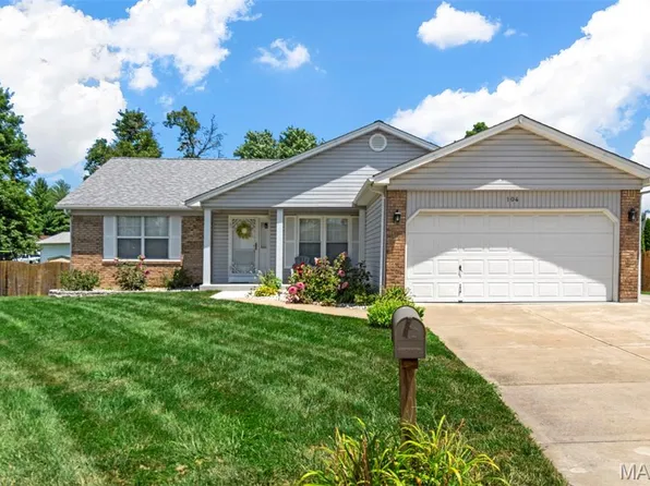 104 Frontiers Edge Dr, Saint Peters, MO 63376