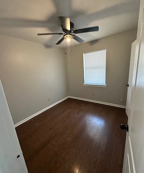290 Mark Ave — Photo 6