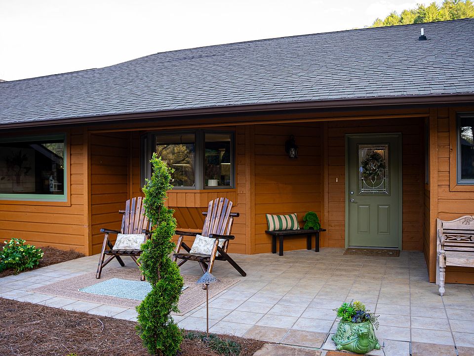 4th image of 4242 Pearl Valley Rd