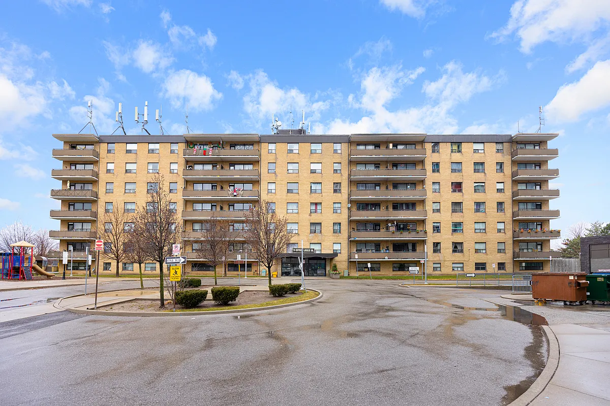 Building Photo - 70 Esther Lorrie Dr