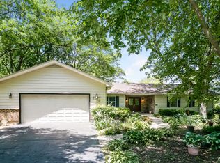 5907 Chestnut Ct, Crystal Lake, IL 60014