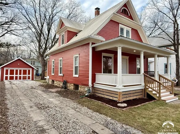 1521 Rhode Island St, Lawrence, KS 66044