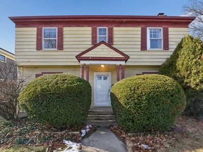 240 N Willow Rd, Elmhurst, IL, 60126