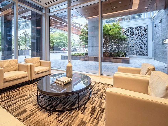4th image of 4360 Beresford St #2305
