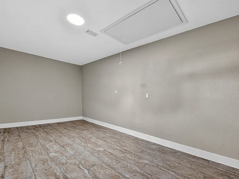 3002 Tanglebriar Dr — Photo 19