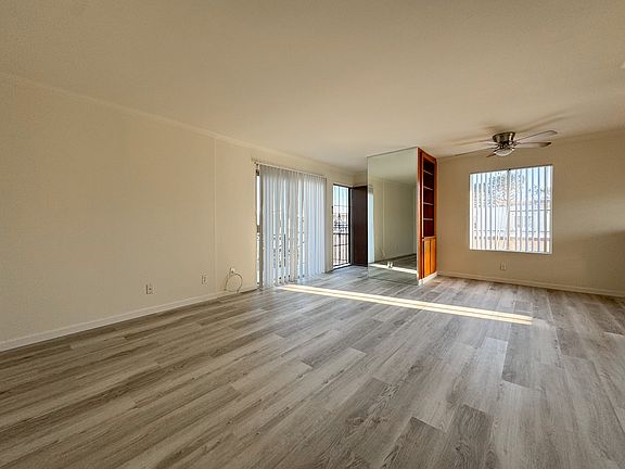 4th image of 4765 W Mountain View Dr #5