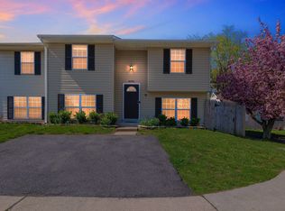 8090 Round Table Ct, Pasadena, MD