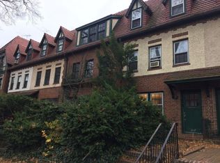 217 Burns St, Flushing, NY 11375