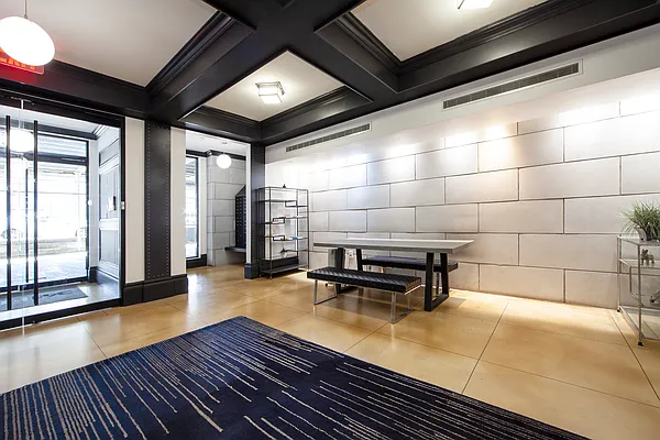 Rented by Compass | media 7