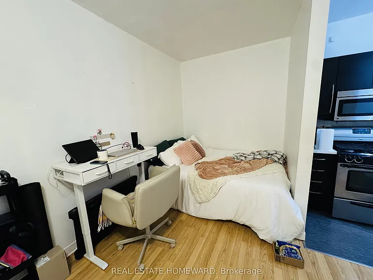 426 Markham St #A3 — Photo 5
