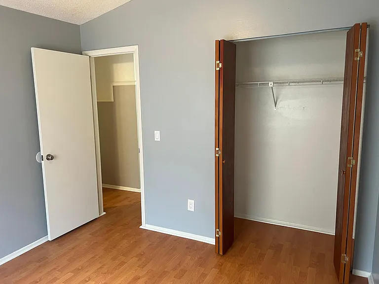 2314 E Crystal Lake Ave — Photo 20