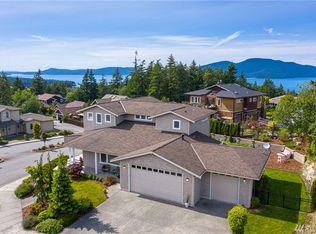 3902 Rock Ridge Pkwy, Anacortes, WA 98221