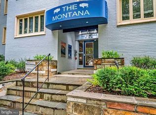 220 2nd St SE APT 303, Washington, DC 20003