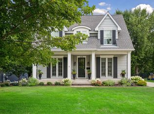 619 Gardner St, Wayzata, MN 55391