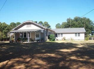 1212 E 23rd St, Hope, AR 71801