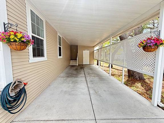 4th image of 1415 Main St Lot 110