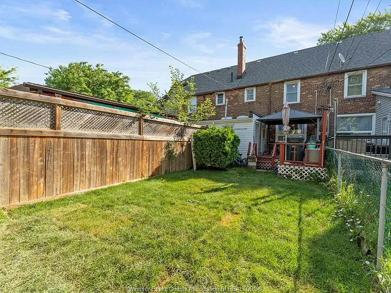 1263 Monmouth Rd — Photo 24