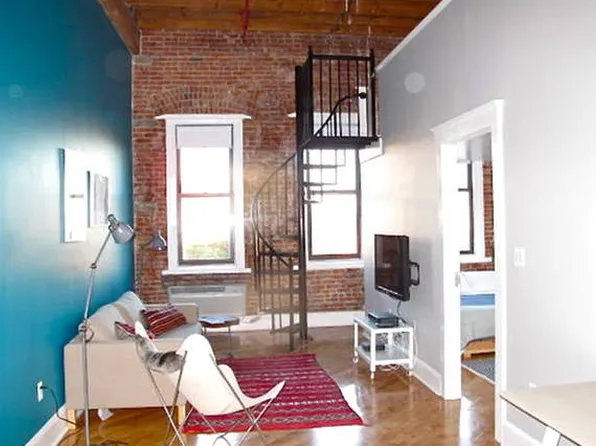 101 Sutton Street image 1 of 10