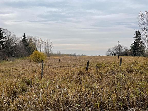 3rd image of 431046 Range Rd