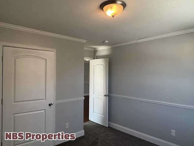 143 McCully Ln — Photo 7