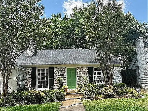 5223 McCommas Blvd, Dallas, TX 75206