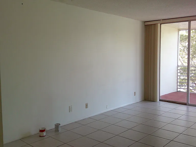 9420 Poinciana Pl #409 — Photo 24