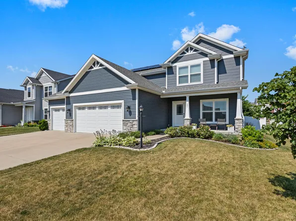 201 Bradford Ave, Savoy, IL 61874