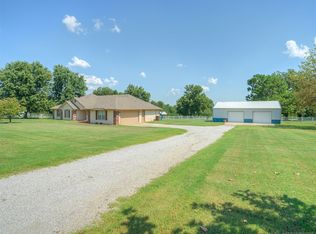 9221 S 190th Ave E, Broken Arrow, OK 74012