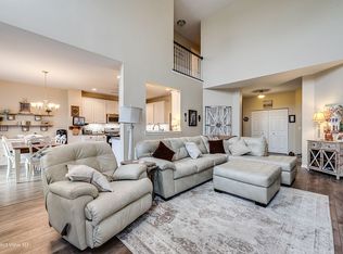 203 Dorset Ave, Oswego, IL 60543