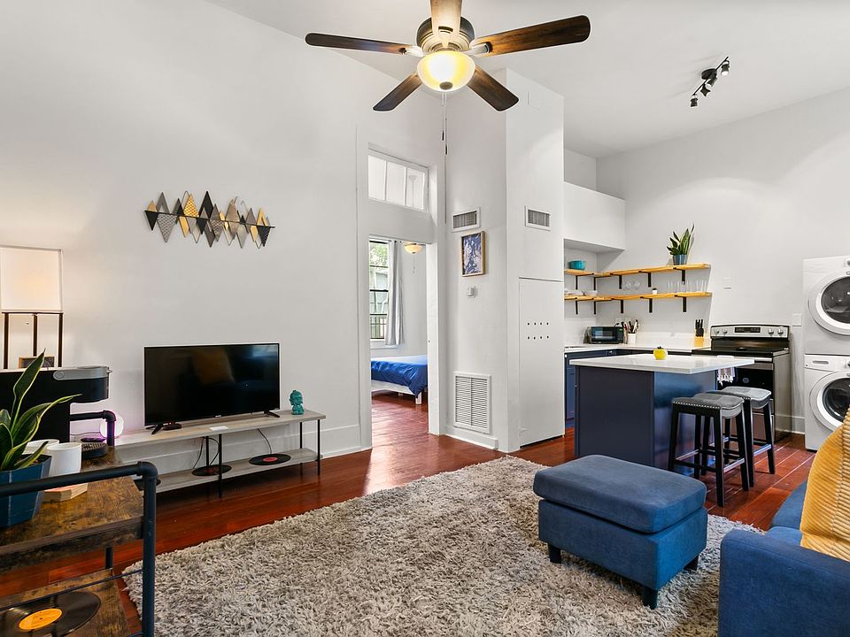 1st image of 1803 3rd St #2529