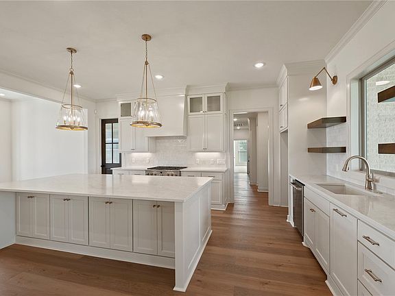 4th image of 2140 Madden Cir