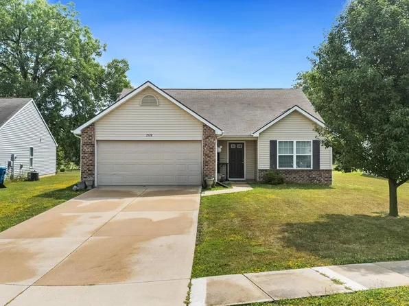 2528 Grand Canyon Corridor, Fort Wayne, IN 46808