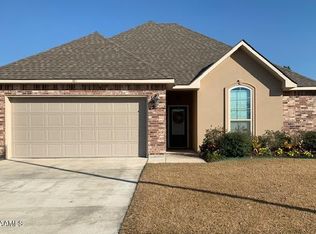 100 Elwick Dr, Lafayette, LA 70507