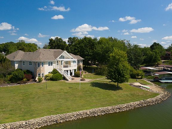2nd image of 32260 Mallard Dr