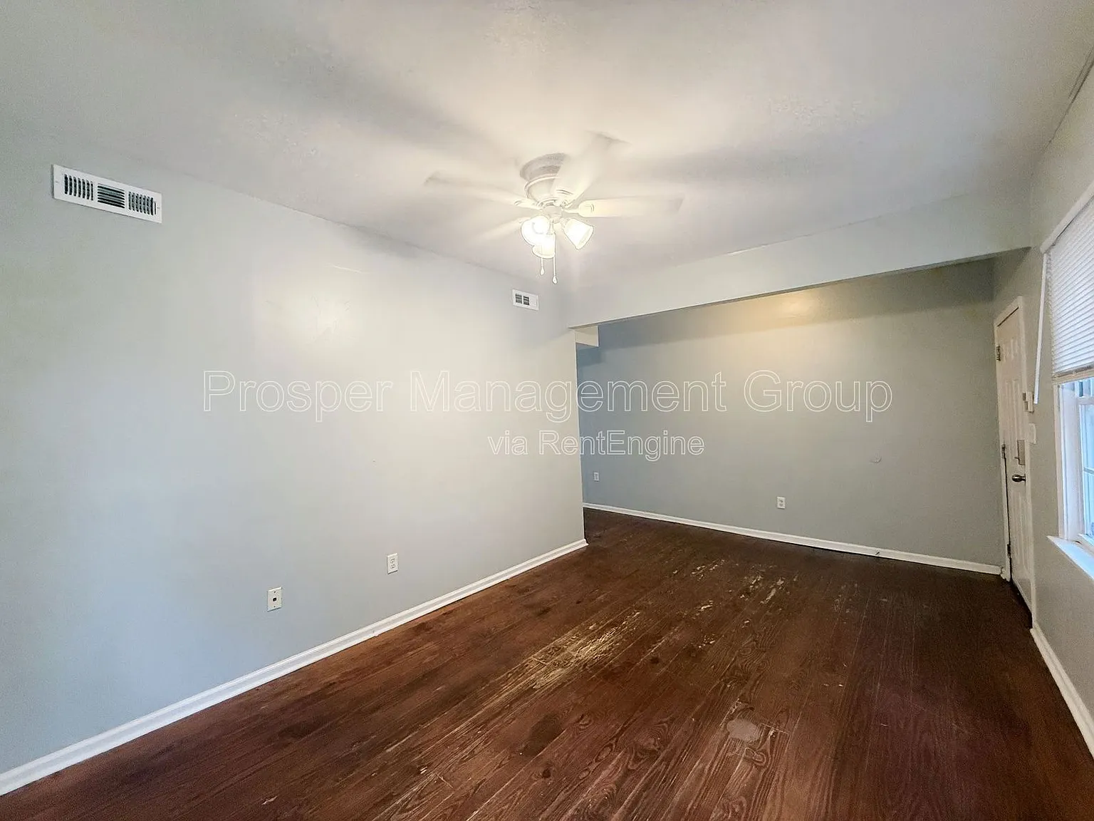3 bed, 1.0 bath, 1258 sqft, $2,300 — Photo 4