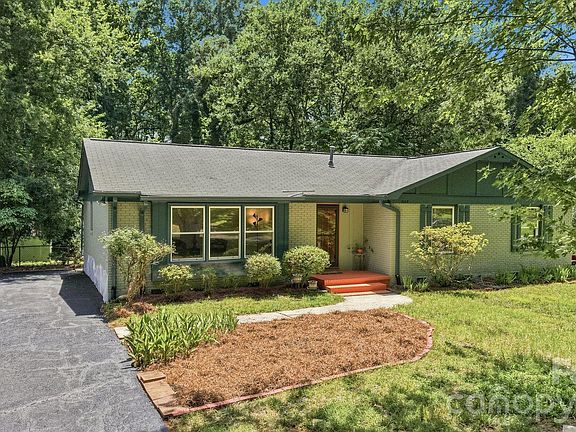 2nd image of 7107 Sherbourne Dr