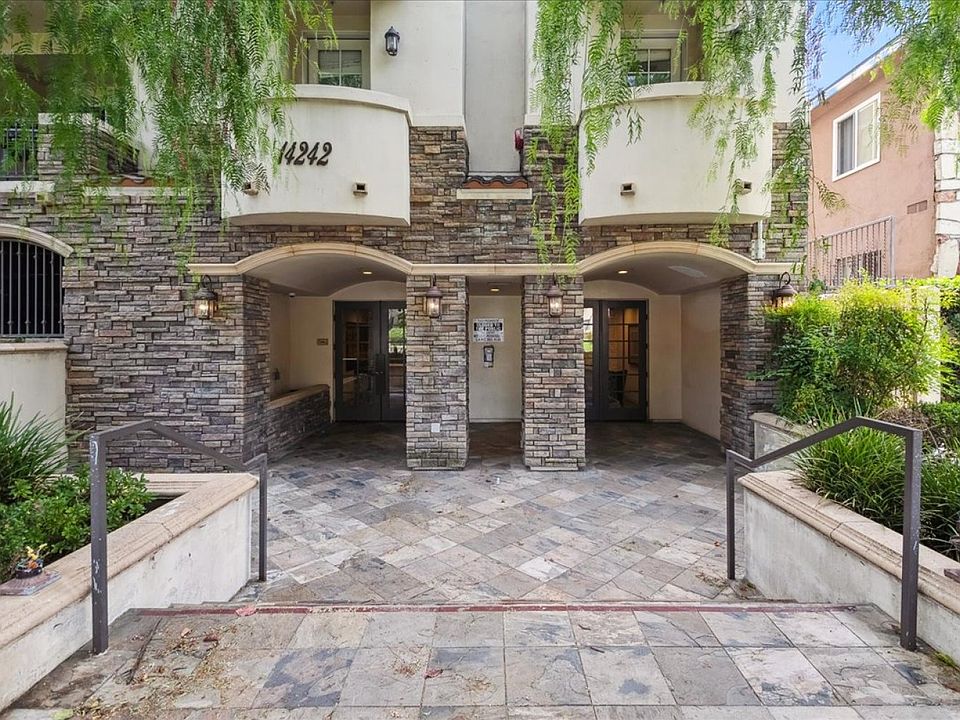 1st image of 14242 Burbank Blvd APT 209