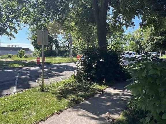 4th image of 333 N 29th St