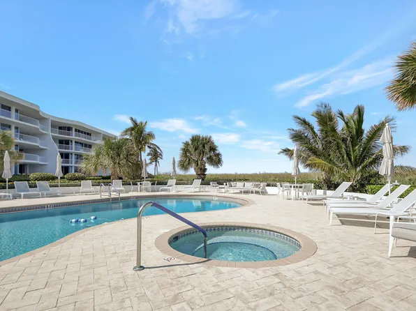 2001 SE Sailfish Point Boulevard #216, Stuart, FL 34996