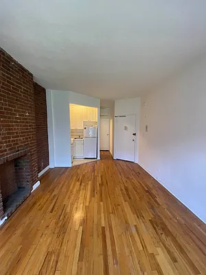 Rented by Corcoran | media 16